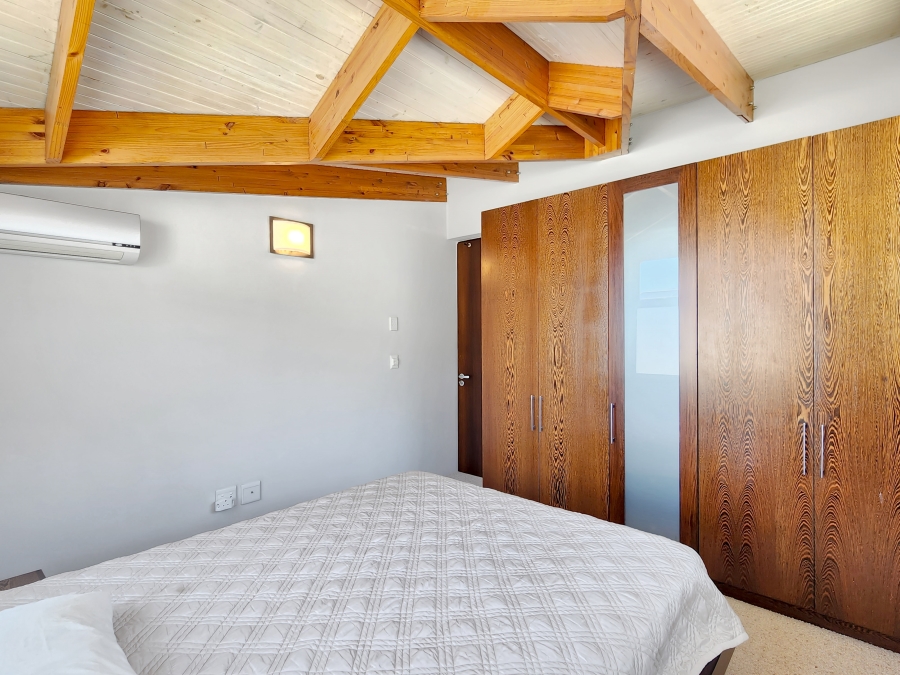 3 Bedroom Property for Sale in Bakoven Western Cape